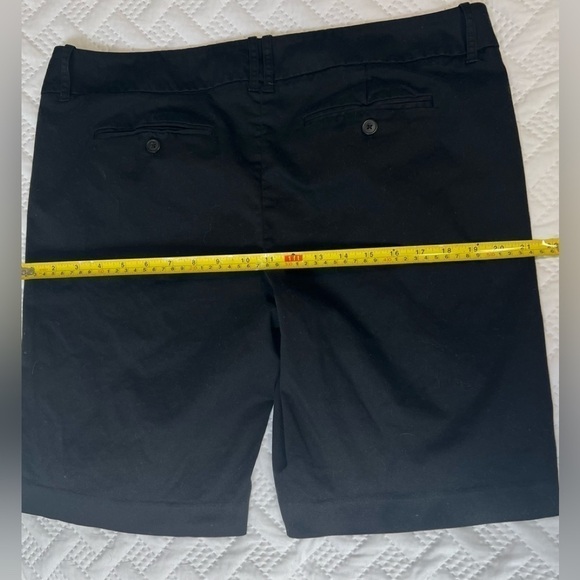 MOSSIMO Plus Size 16 Lady’s Black Walking Shorts, 10.5 Inch Inseam, Preloved - Picture 7 of 8